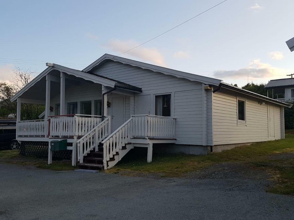 Lyngsalpan Cruise Lodge - Rodtinden Nord-Lenangen Экстерьер фото
