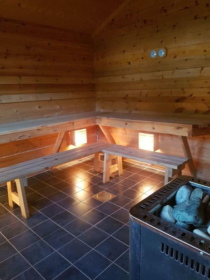 Lyngsalpan Cruise Lodge - Rodtinden Nord-Lenangen Экстерьер фото